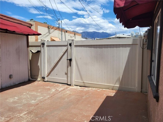 Building Photo - 35069 Yucaipa Blvd
