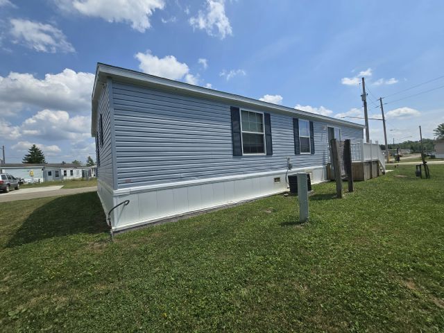 Building Photo - 1411 Center Dr