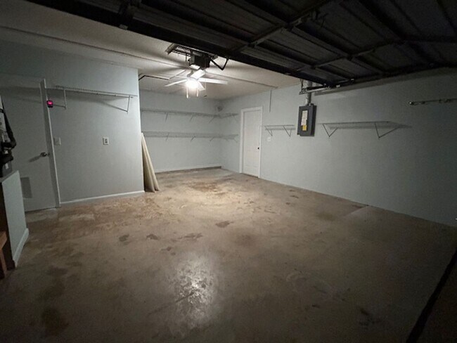 Building Photo - Wonderful 3/2/2 Corner Lot Near Golf Course In Citrus Springs