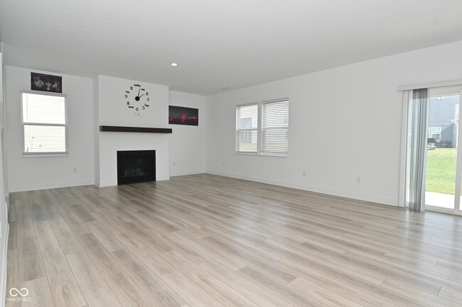 Building Photo - 7305 Sayers Rd