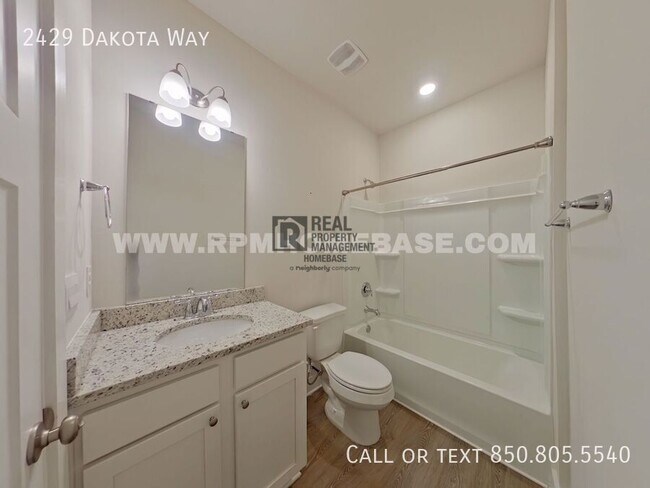 Building Photo - 2429 Dakota Wy