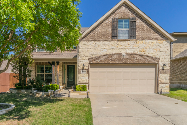 Primary Photo - 1313 Poplar Dr