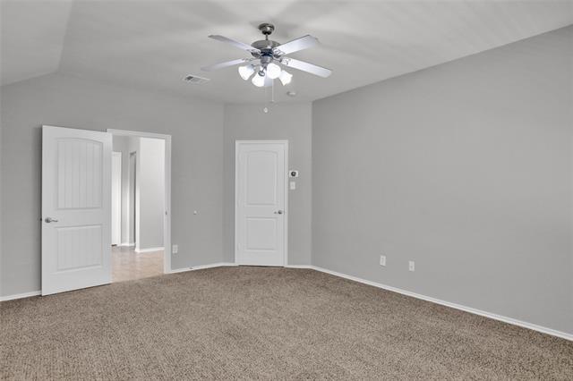 Building Photo - 9613 Sleepy Hollow Dr