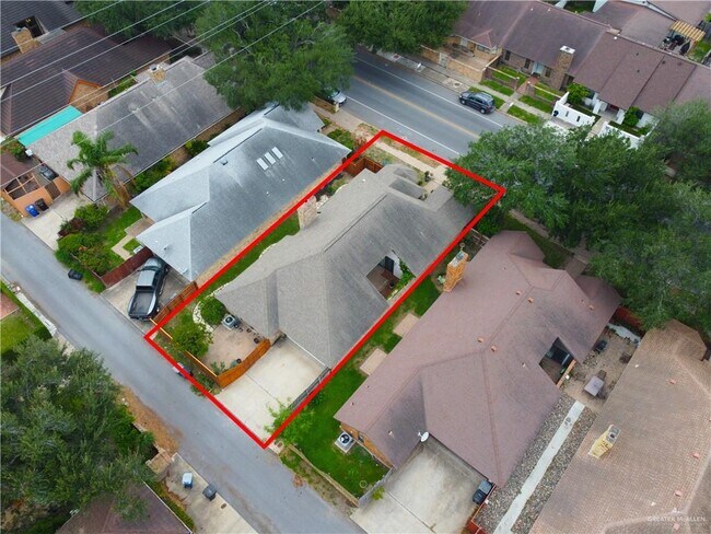 Building Photo - 26 N 6th St