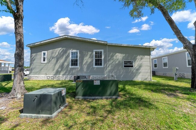 Building Photo - 3269 Walden Shores Blvd