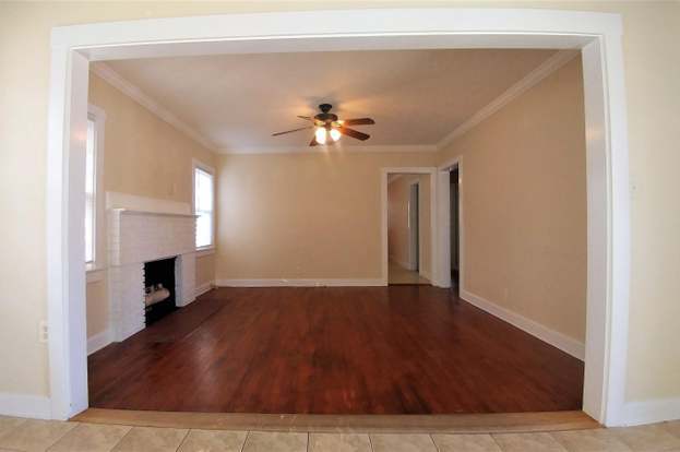 Building Photo - 415 Greenbriar Dr