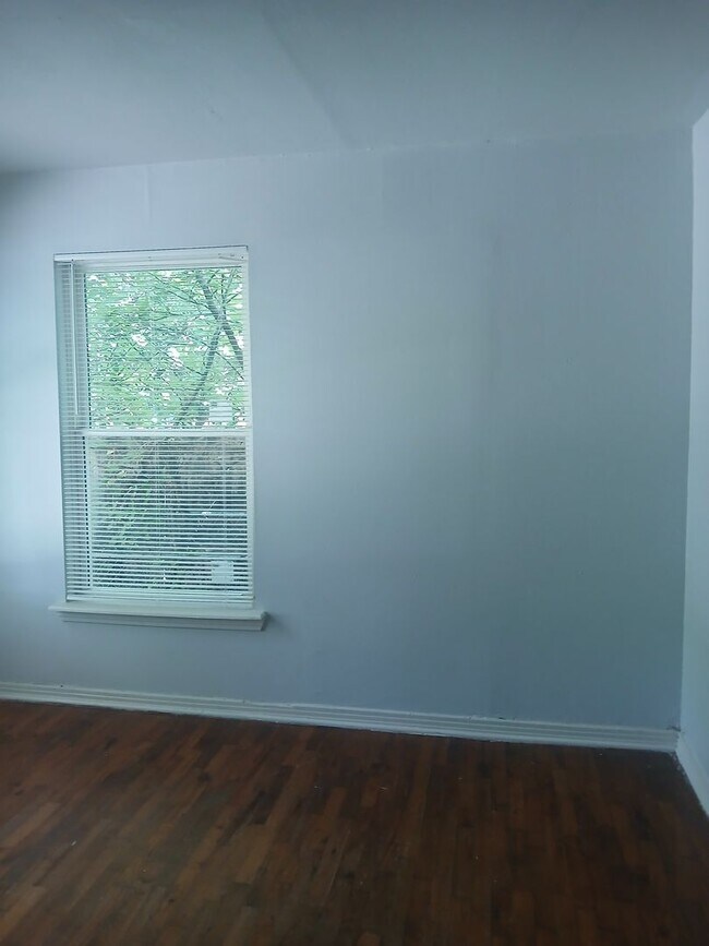 Building Photo - Idaho 2309-2311