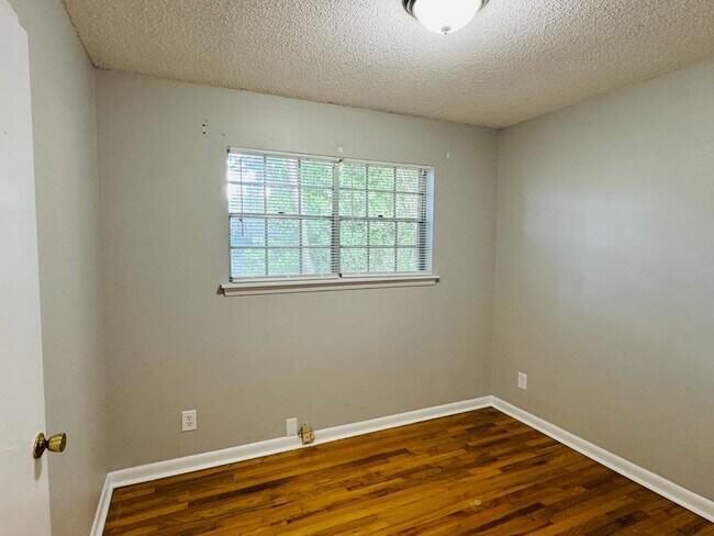 Building Photo - The Space You Need, the Style You Want!