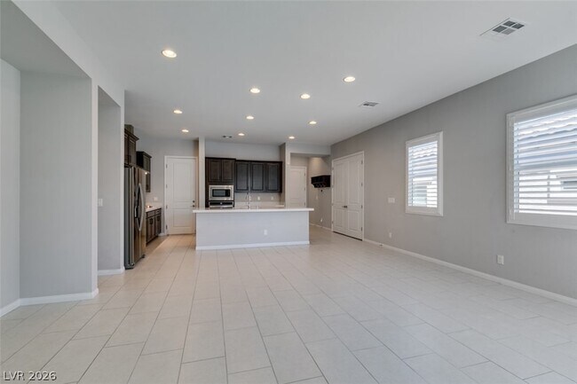 Building Photo - 10743 Skye Lily Ave