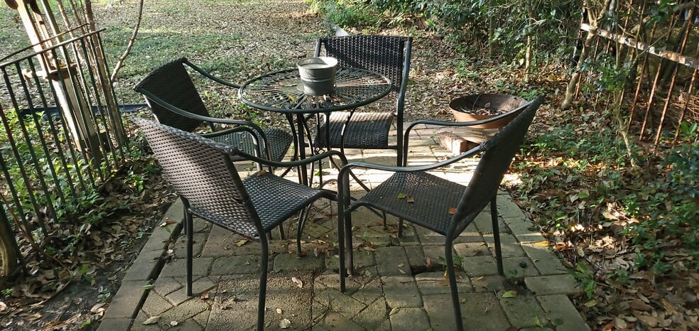 Patio - 5014 Hillwood Cir S