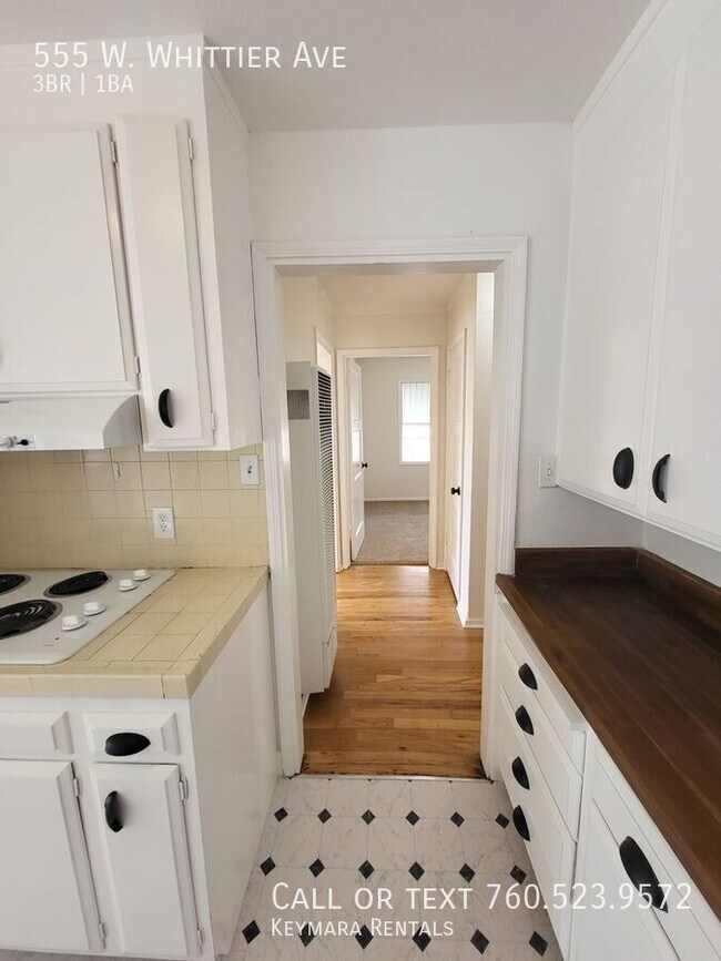 Building Photo - 555 W Whittier Ave