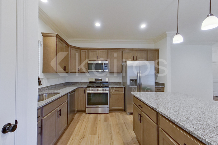 Building Photo - 108 Gilded Ln