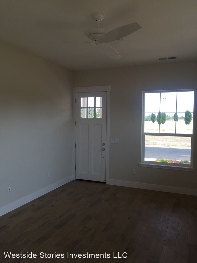 Building Photo - 1310 Roycroft Ln