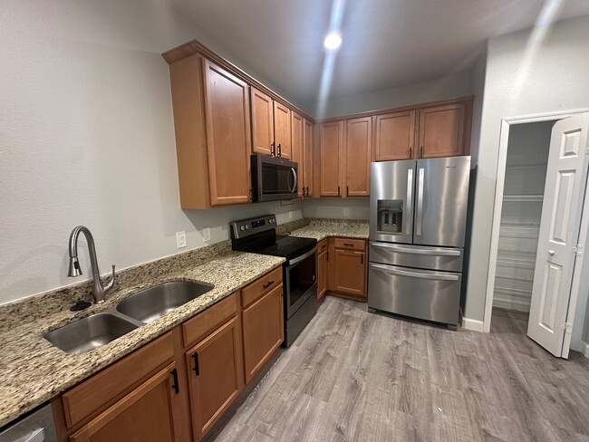 Building Photo - 4209 Austen Falls Ln