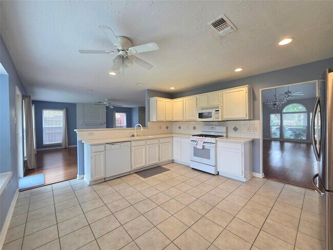 Building Photo - 12338 Southmeadow Dr