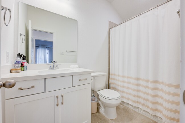 Building Photo - 4606 Wax Myrtle Ct