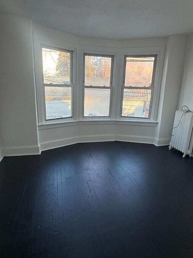 Building Photo - 2120 Susquehanna St