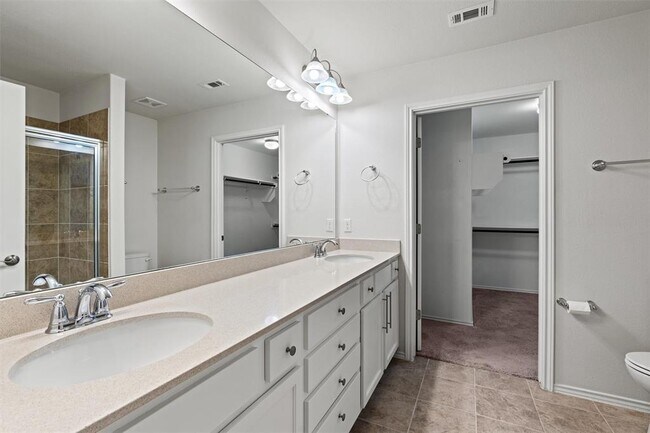 Building Photo - 206 Paint Creek Ln