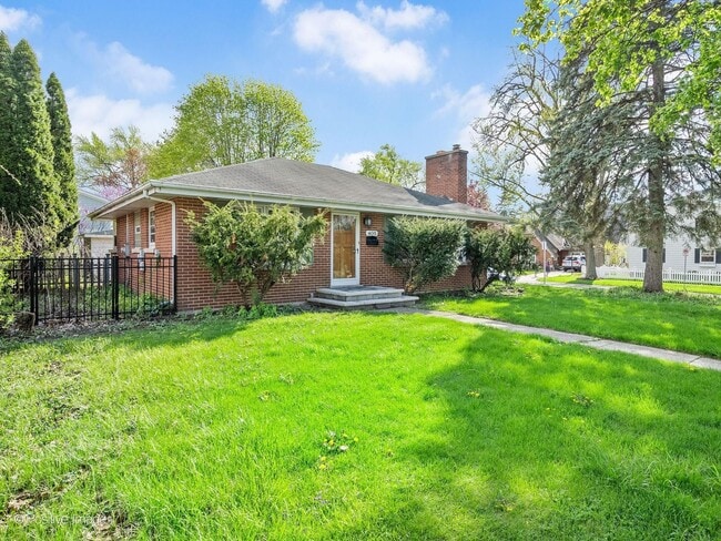 Building Photo - 405 Greenfield Ave