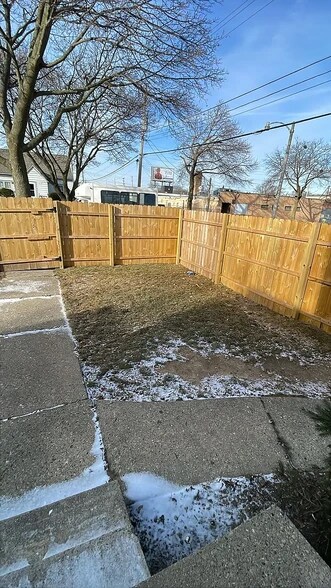 Building Photo - 4756 N 19th Pl