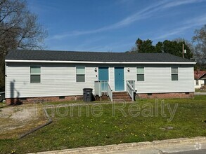 Building Photo - 420 N Vyne St