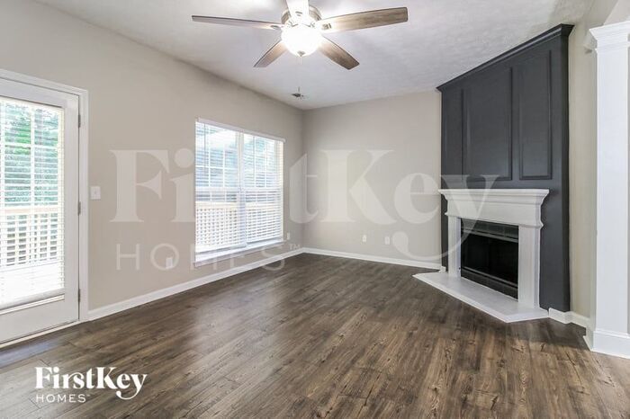 Building Photo - 4073 Beaver Oaks Dr