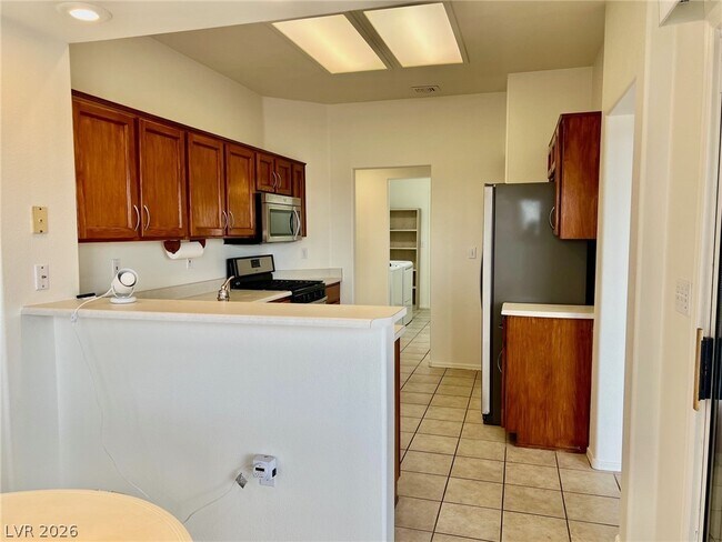 Building Photo - 2720 Hope Forest Dr