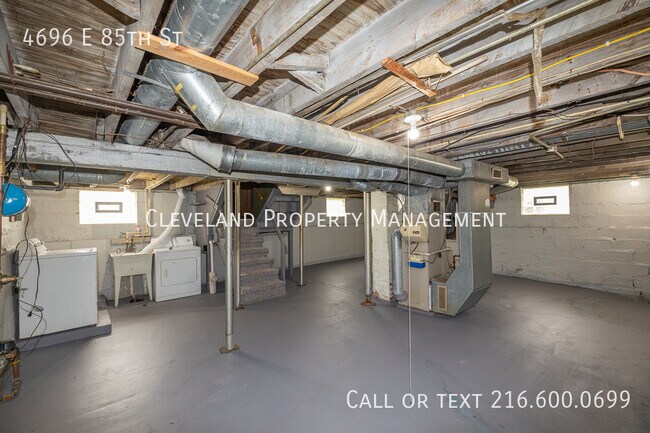 Building Photo - 4696 E 85th St