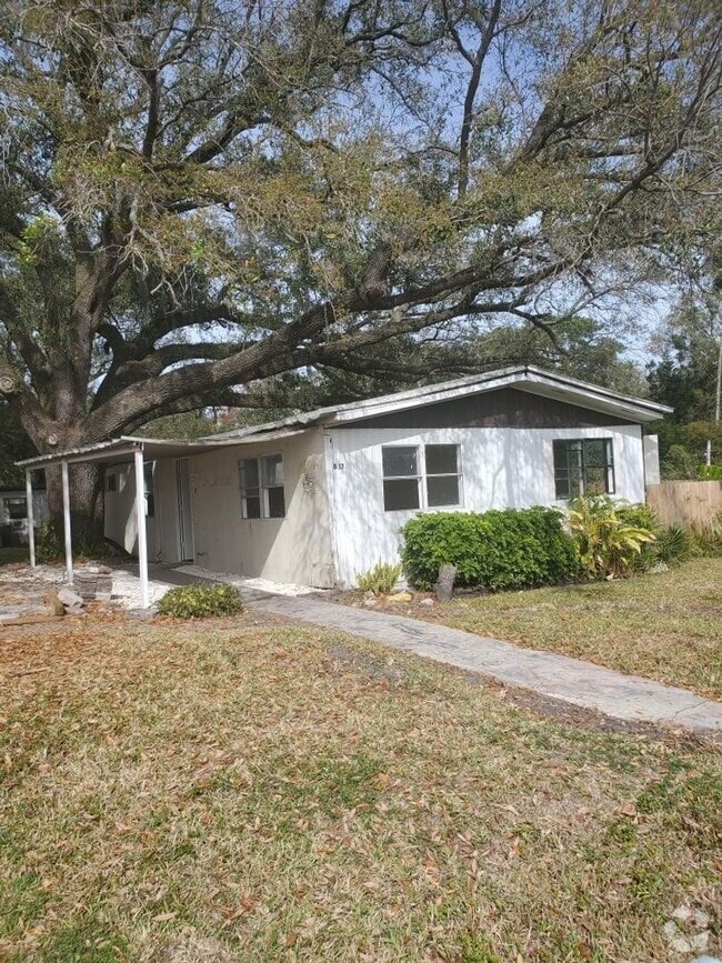 Building Photo - Manufactured Home