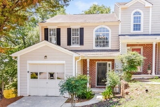 Building Photo - 1683 Barrington Overlook