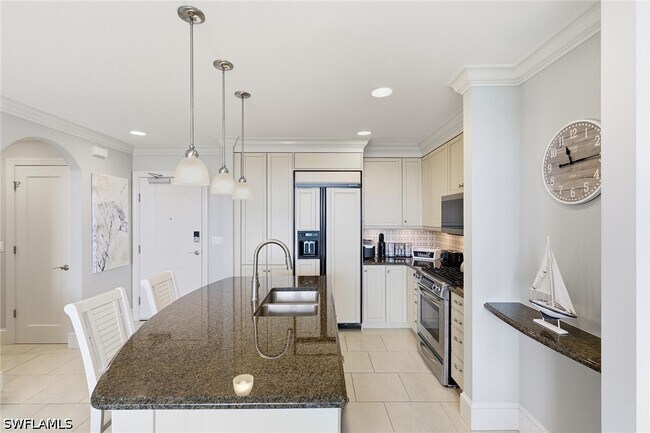 Building Photo - 9123 Strada Pl