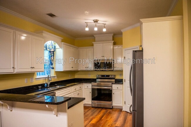 Building Photo - 242 Stonington Dr