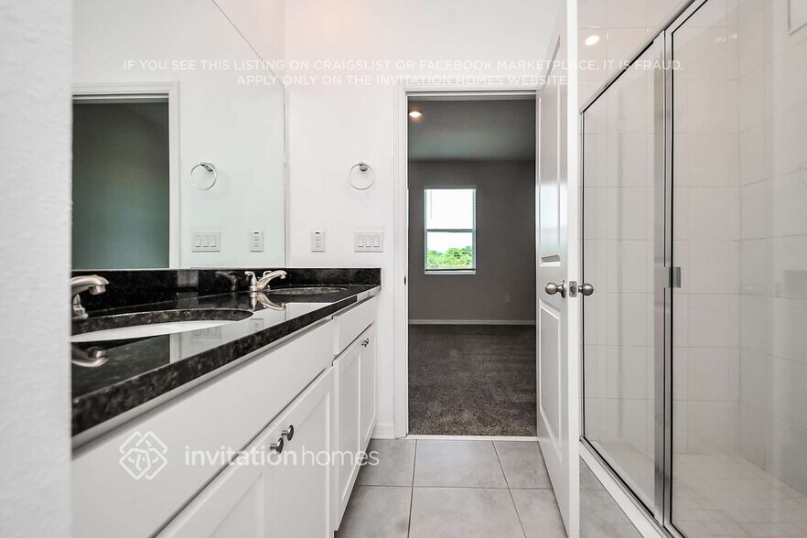 Building Photo - 11866 Brighton Knoll Loop