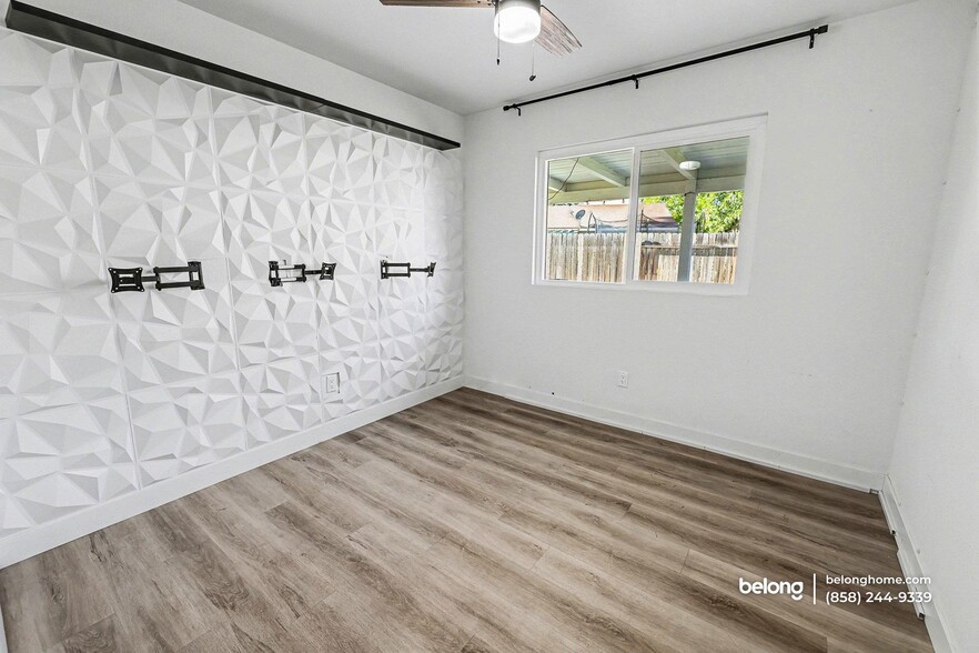 Building Photo - 201 Dorothy Ct