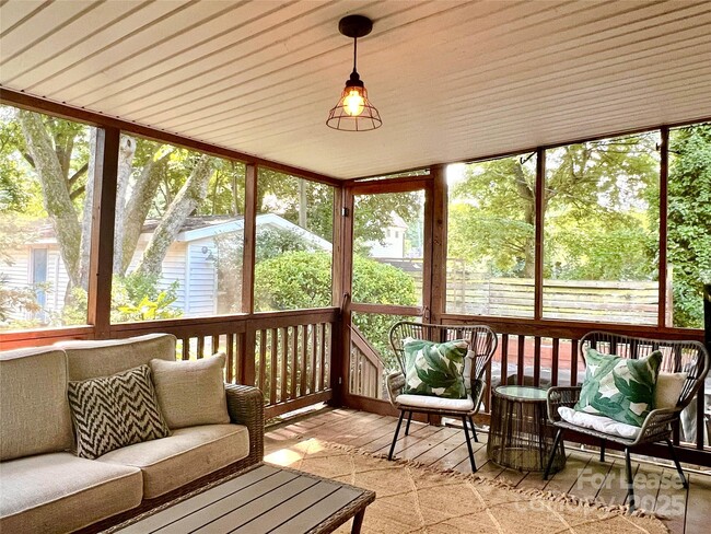 Building Photo - 3108 Barnhill Dr