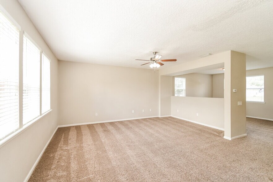 Building Photo - 11384 Cain Oaks Court