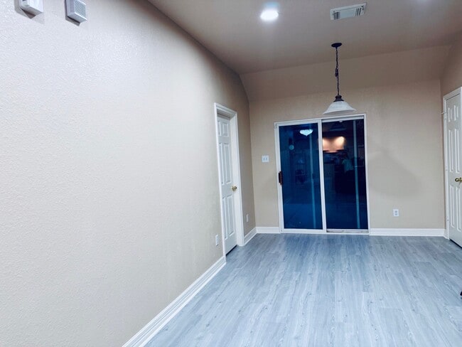 Building Photo - 13942 Brayford Pl Ct