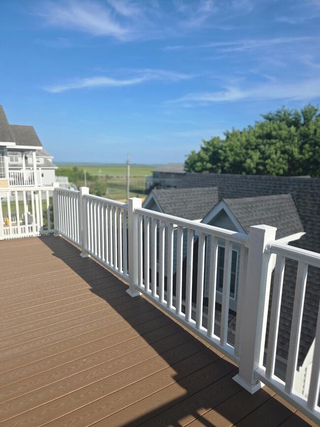 Building Photo - 6541 Broadwater Cir