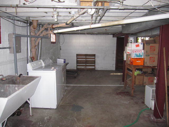 Building Photo - 806 S Lynn St