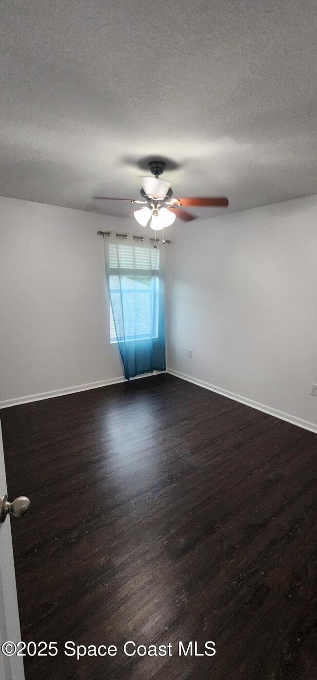 Building Photo - 3520 Aria Dr
