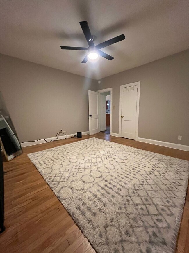 Building Photo - 4513 Arabia Ave