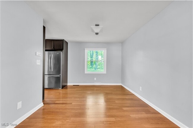 Building Photo - 33555 Wagon Wheel Dr
