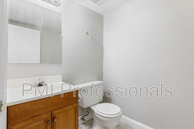 Building Photo - 4912 Leesa Ann Ln