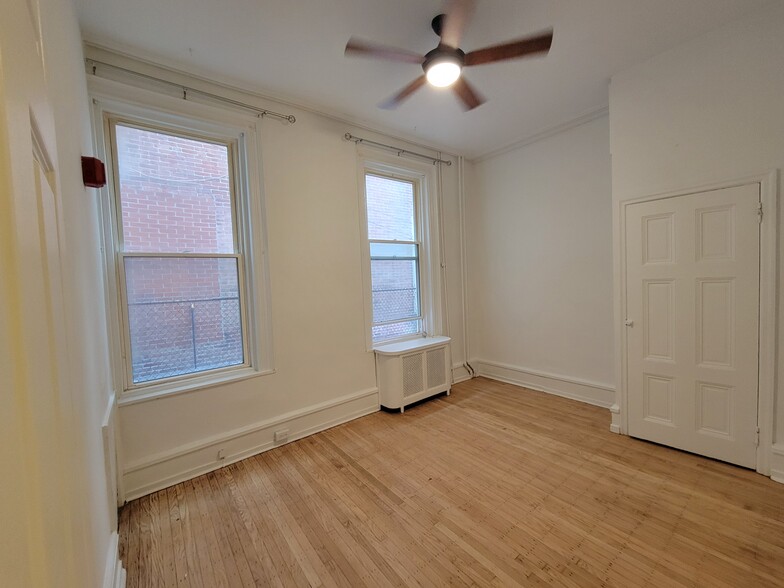 Building Photo - 1305 Federal St