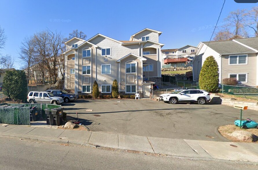 Primary Photo - 129 NY-306