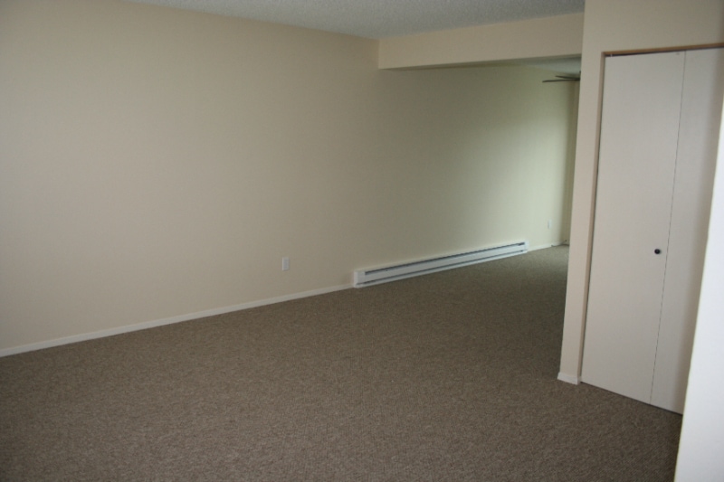 Building Photo - 725 Waverly Pl