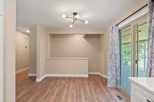 Building Photo - 4 Bed 3 Bath Home in Cul-de-sac with Massive 18X40 insulated shop