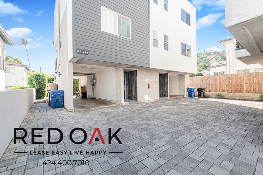 Building Photo - 4506 Esmeralda St