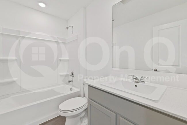 Building Photo - 3101 Tokara St