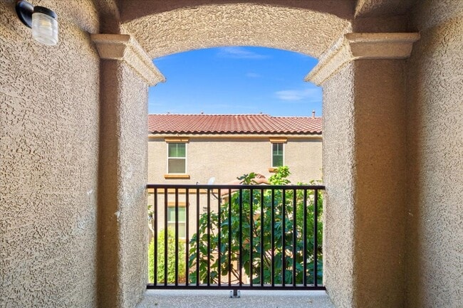 Building Photo - 4563 Townwall St